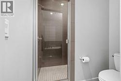 Primary Bedroom-5 pc ensuite - 