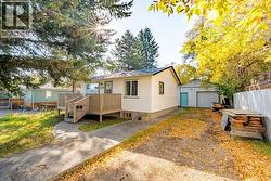 6507 34 Avenue NW  Calgary, AB T3B 1M9