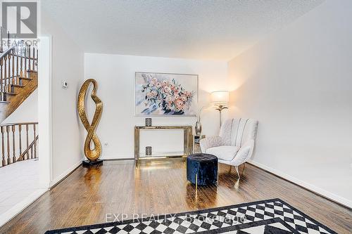 27 Pining Road, Markham, ON - Indoor Photo Showing Other Room