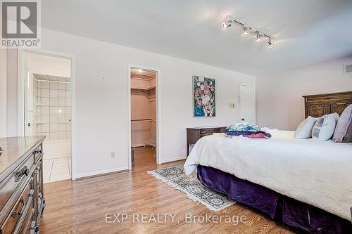 27 Pining Road, Markham, ON - Indoor Photo Showing Bedroom