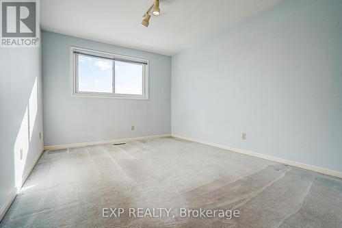 27 Pining Road, Markham, ON - Indoor Photo Showing Other Room
