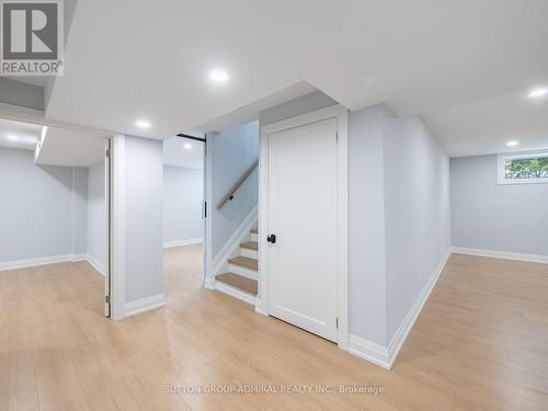 393 Paliser Crescent S, Richmond Hill, ON - Indoor