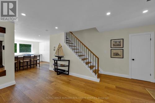 912 Boothman Avenue, Burlington, ON - Indoor Photo Showing Other Room