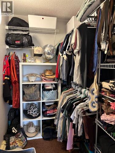 432, 1237 4 Avenue S, Lethbridge, AB - Indoor With Storage