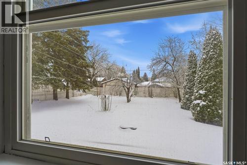 1128 4Th Street E, Saskatoon, SK - Outdoor