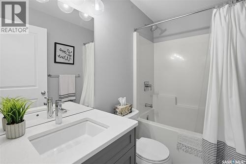 242 Brighton Gate, Saskatoon, SK - Indoor Photo Showing Bathroom