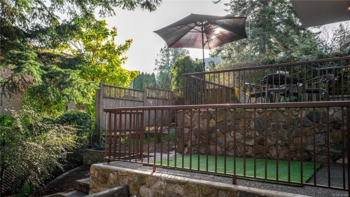 3855 Haro Rd, Saanich, BC 