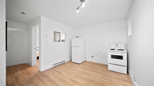 3855 Haro Rd, Saanich, BC 