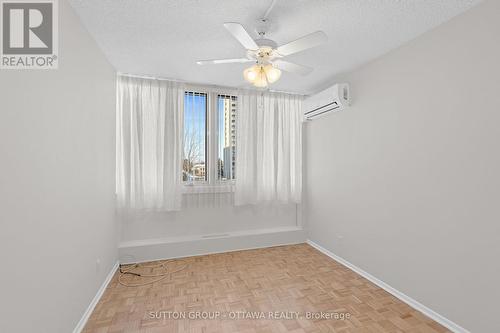 308 - 2625 Regina Street, Ottawa, ON - Indoor Photo Showing Other Room
