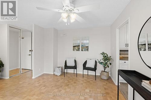 Entry seating area - 308 - 2625 Regina Street, Ottawa, ON - Indoor Photo Showing Other Room