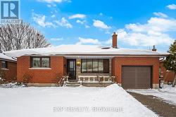 27 PALERMO CRESCENT W  Guelph, ON N1E 2J8