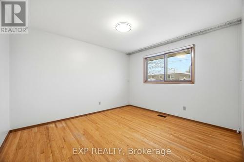 27 Palermo Crescent W, Guelph, ON - Indoor Photo Showing Other Room