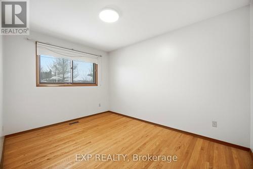 27 Palermo Crescent W, Guelph, ON - Indoor Photo Showing Other Room