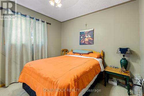 14 Lower Lake Lane, Frontenac (Frontenac South), ON - Indoor Photo Showing Bedroom