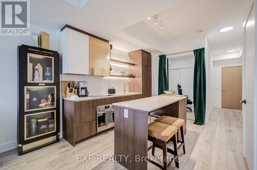 211 - 1285 Queen Street E, Toronto, ON - Indoor