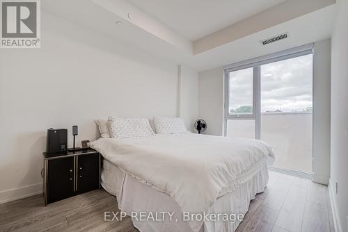 211 - 1285 Queen Street E, Toronto, ON - Indoor Photo Showing Bedroom