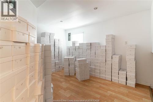 562 Dougall, Windsor, ON - Indoor