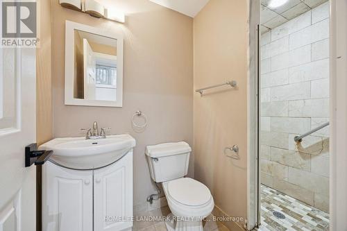 49 Pearson Avenue, Richmond Hill, ON - Indoor Photo Showing Bathroom