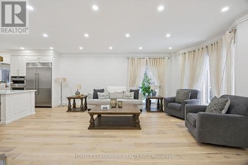 49 Pearson Avenue, Richmond Hill, ON - Indoor Photo Showing Living Room