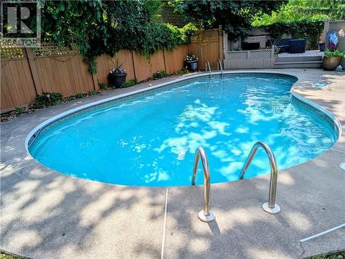 407 Canterbury Crescent, Oakville, ON - Outdoor With In Ground Pool With Backyard