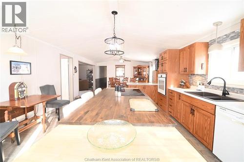 333 King Street North, Highgate, ON - Indoor