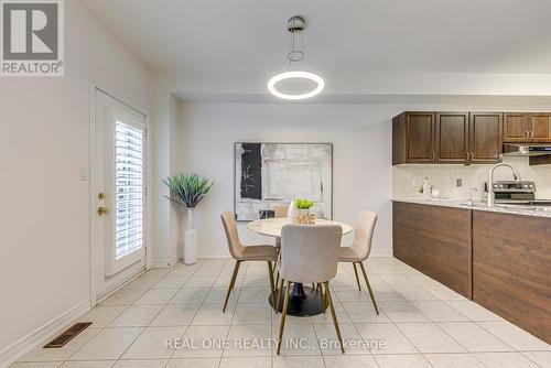 1331 Kestell Boulevard, Oakville, ON - Indoor