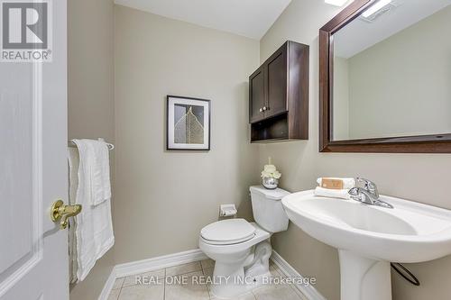 1331 Kestell Boulevard, Oakville, ON - Indoor Photo Showing Bathroom