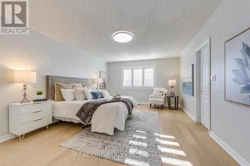 1331 Kestell Boulevard, Oakville, ON - Indoor Photo Showing Bedroom