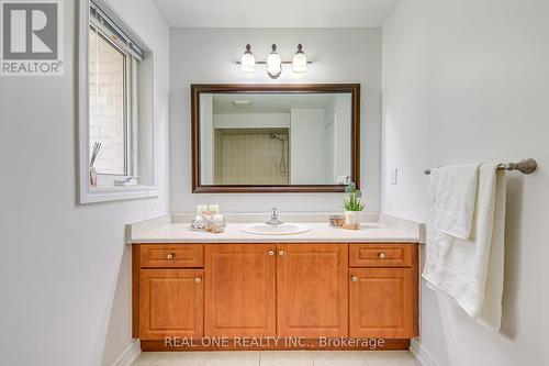 1331 Kestell Boulevard, Oakville, ON - Indoor Photo Showing Bathroom