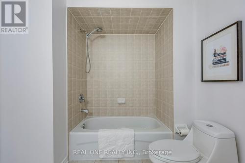 1331 Kestell Boulevard, Oakville, ON - Indoor Photo Showing Bathroom