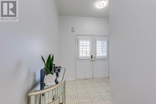 1331 Kestell Boulevard, Oakville, ON - Indoor Photo Showing Other Room