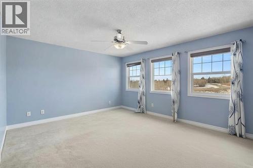 72 Rockyspring Circle Nw, Calgary, AB - Indoor Photo Showing Other Room