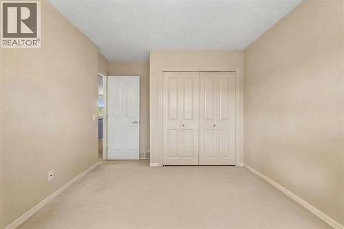 72 Rockyspring Circle Nw, Calgary, AB - Indoor Photo Showing Other Room