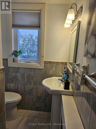 104 Mcroberts Avenue, Toronto, ON - Indoor Photo Showing Bathroom