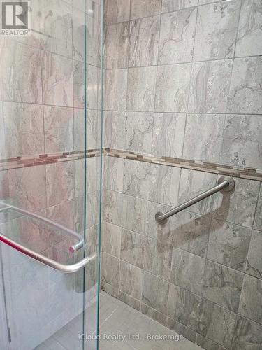 104 Mcroberts Avenue, Toronto, ON - Indoor Photo Showing Bathroom