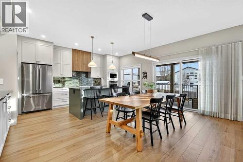 Large Patio Doors - 24 Napoleon Meadows Way, Innisfail, AB - Indoor