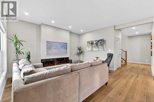 24 Napoleon Meadows Way, Innisfail, AB - Indoor