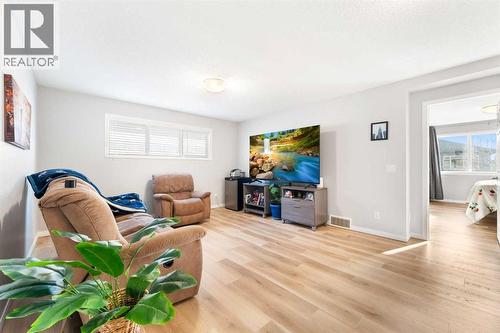 13 Walcrest Way Se, Calgary, AB - Indoor