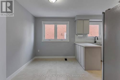 1210 Shagbark Crescent, Mississauga, ON - Indoor