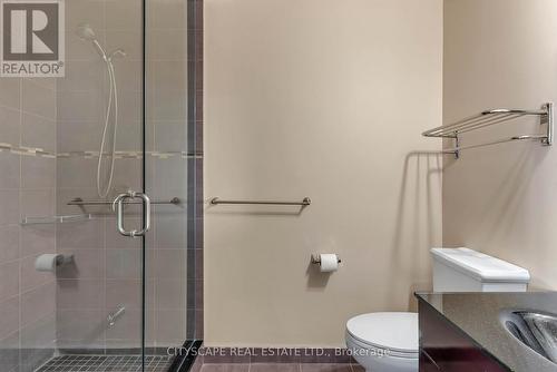 1210 Shagbark Crescent, Mississauga, ON - Indoor Photo Showing Bathroom