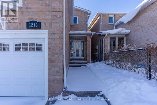 1210 Shagbark Crescent, Mississauga, ON - Outdoor