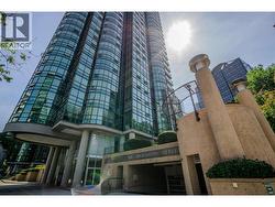 302 588 BROUGHTON STREET  Vancouver, BC V6G 3E3