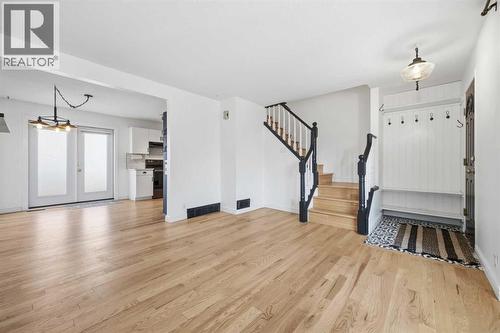 123 Killarney Glen Court Sw, Calgary, AB - Indoor