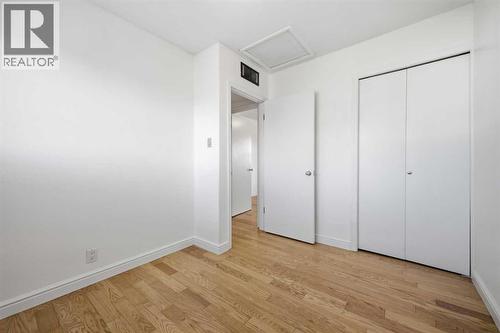 123 Killarney Glen Court Sw, Calgary, AB - Indoor Photo Showing Other Room