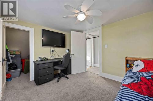 153 College Avenue North, Sarnia, ON - Indoor Photo Showing Bedroom