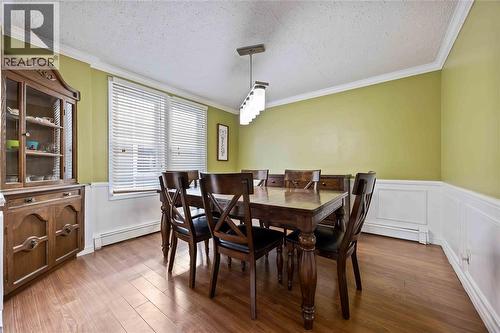 153 College Avenue North, Sarnia, ON - Indoor Photo Showing Dining Room