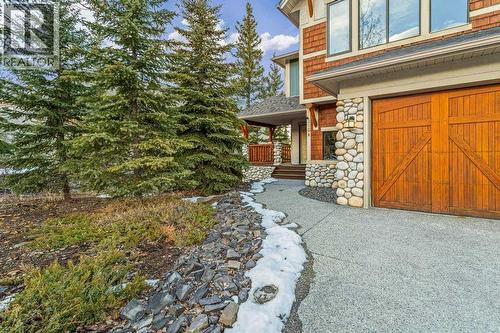 215 Miskow Close, Canmore, AB - Outdoor