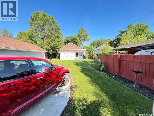 214 Marsh Street, Maple Creek, SK - Outdoor