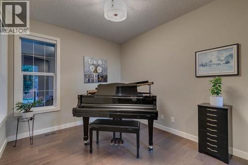 101 Cranarch Common Se, Calgary, AB - Indoor