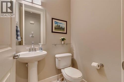 101 Cranarch Common Se, Calgary, AB - Indoor Photo Showing Bathroom